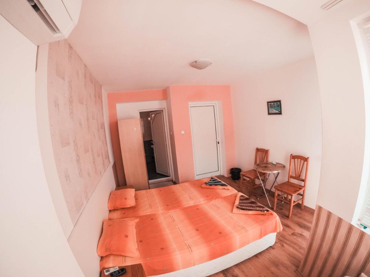 Guest House Gabriel 索佐波尔 外观 照片